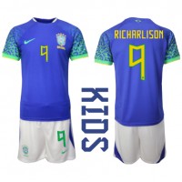 Camiseta Brasil Richarlison #9 Segunda Equipación Replica Mundial 2022 para niños mangas cortas (+ Pantalones cortos)